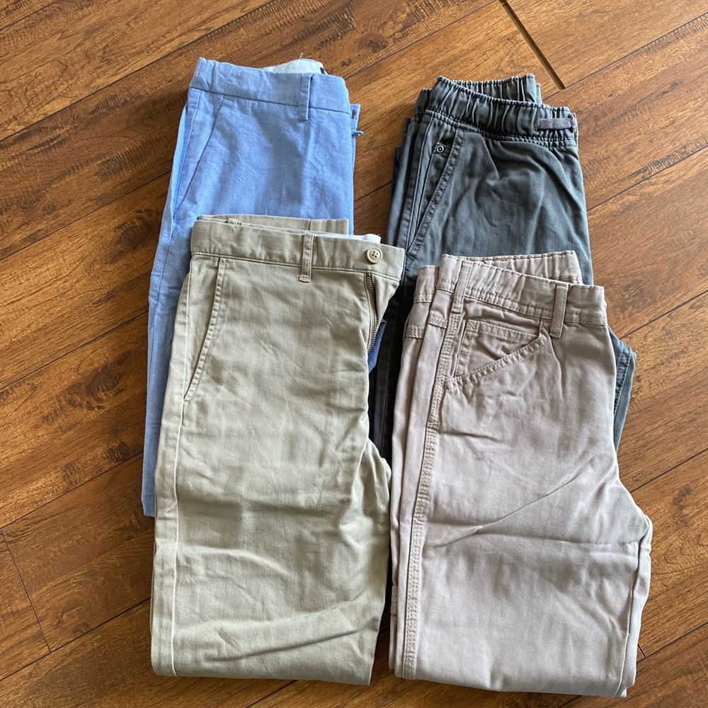 4 pairs of boy trousers